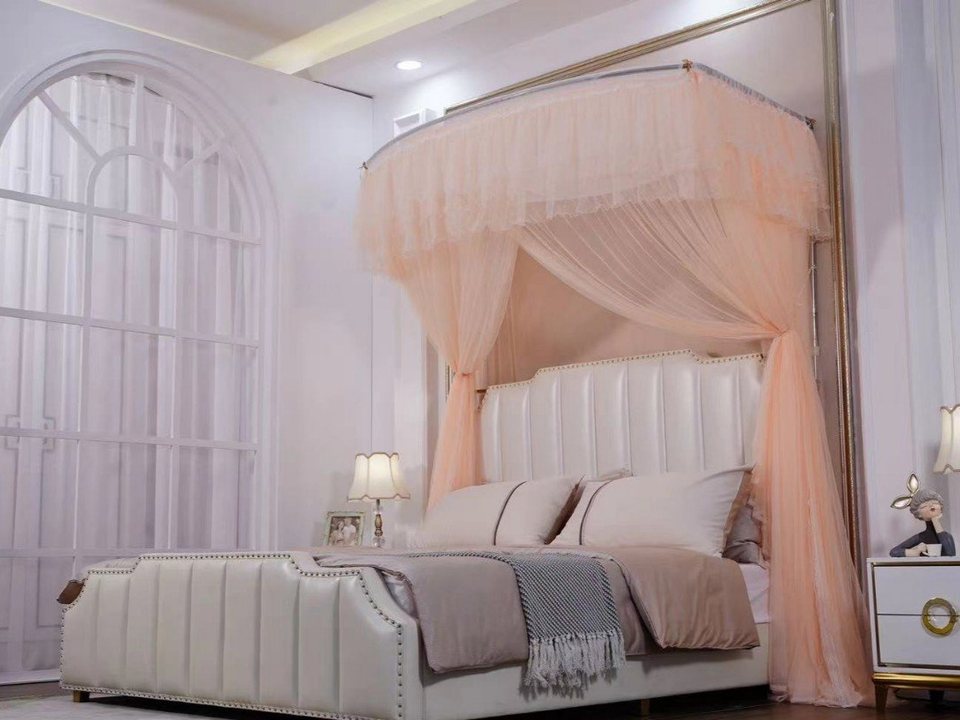 Màn khoan tường và màn không khoan: loại nào phù hợp với nhà bạn?